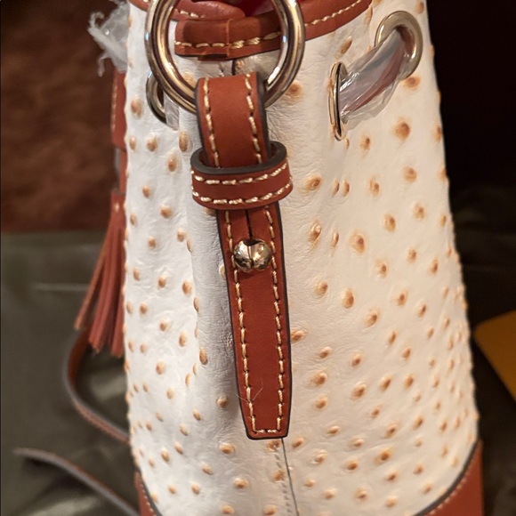 Dooney & Bourke White and Tan Drawstring crossbody Bag - Picture 4 of 12